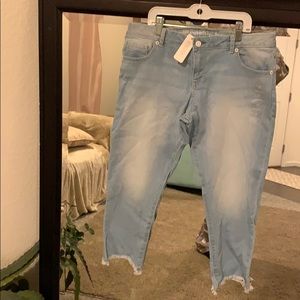 NEW with tags Gymboree cropped skinny 14plus